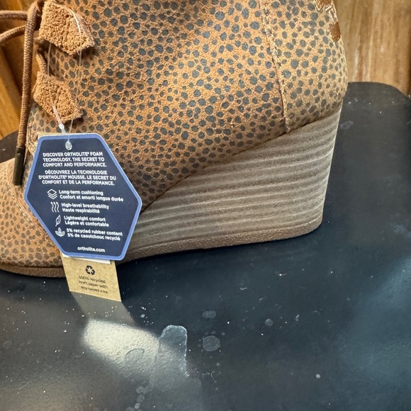 NWT TOMS Womens Cala Tan Mini Cheetah Suede Wedge Booties Size 6.5 - Picture 3 of 6
